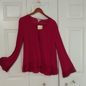 Eyeshadow bell sleeve Wine Top size small …